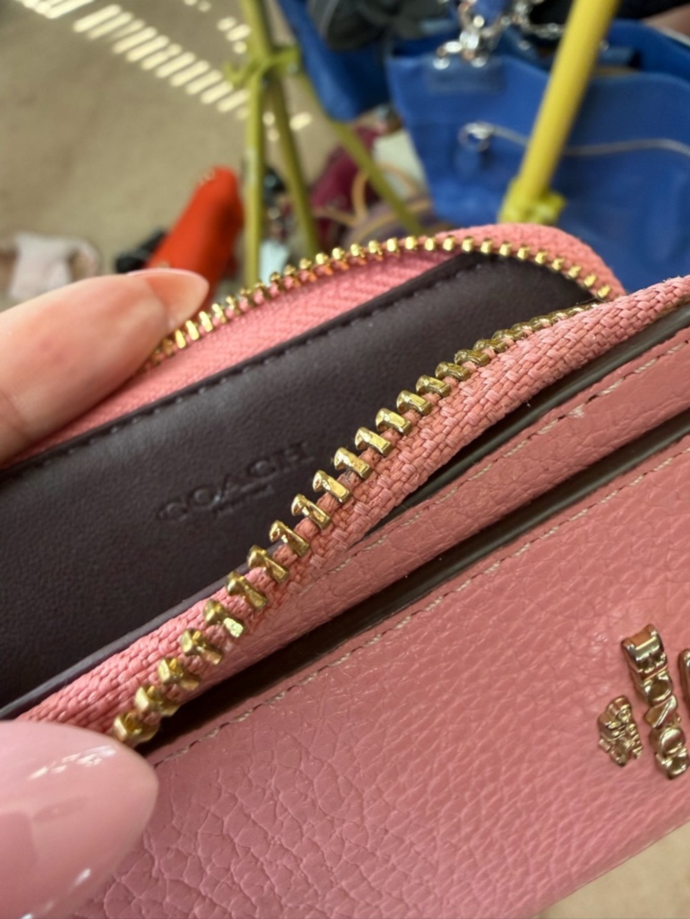 Coach Pink Pebbled Leather Card Holder Wallet Wristlet gold Chain Id 🪪 holder - Picture 13 of 17